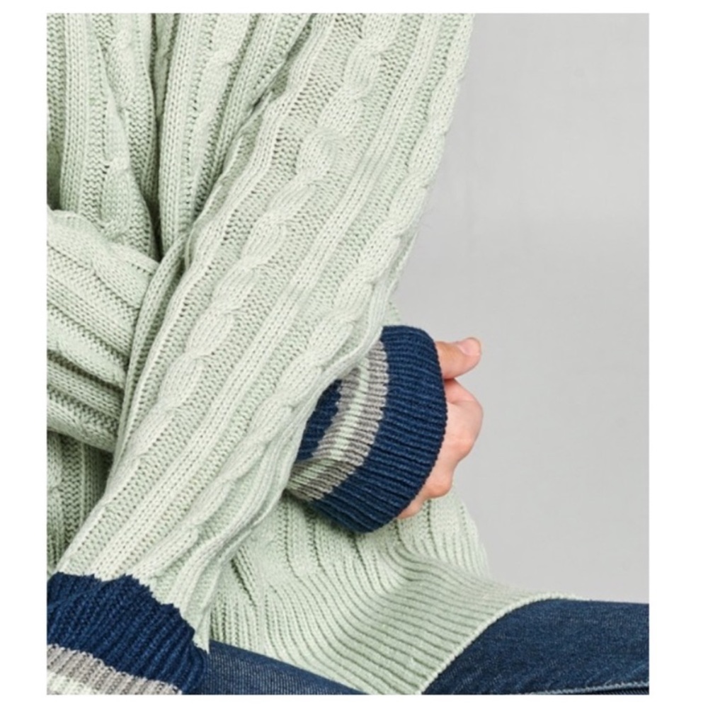 2 left❤️2 for $40❤️sage v neck sweater - Picture 8 of 8